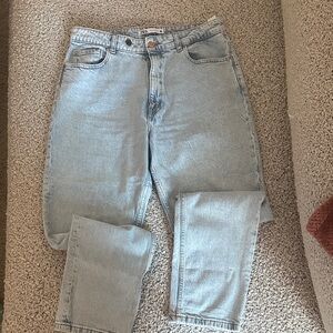 Zara Light Wash Straight-Leg Jeans — Pale Blue